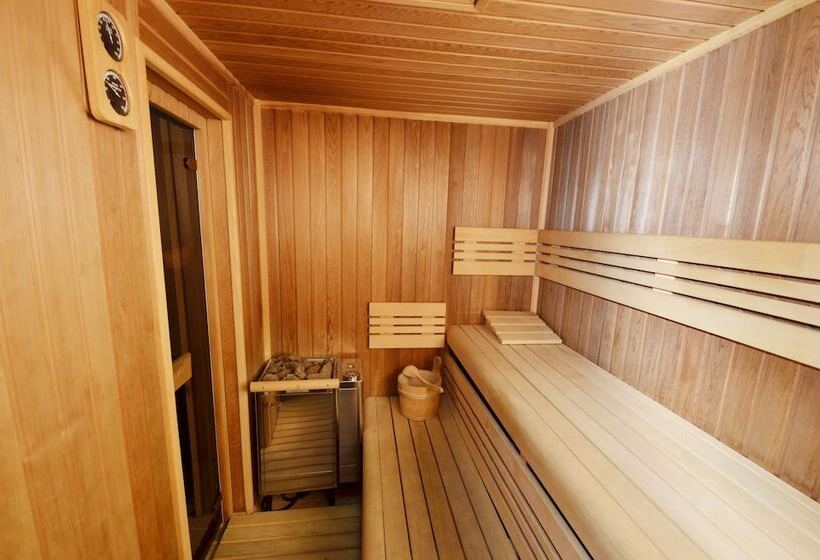 Brioni Boutique Hotel 4