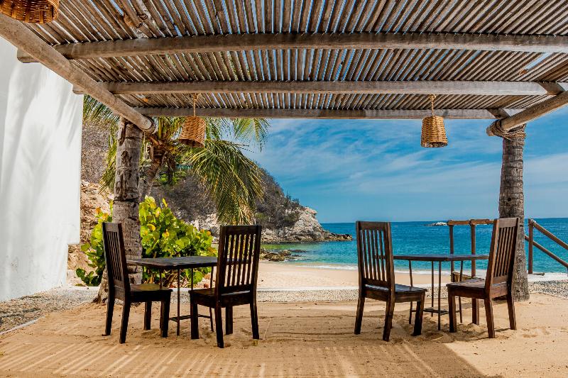 ホテル Camino Real Zaashila Huatulco