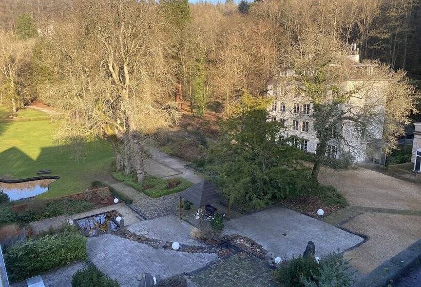 ホテル Castel De Pontalesse