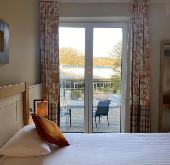 ホテル Castel De Pontalesse