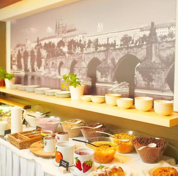 호텔 Charles Central