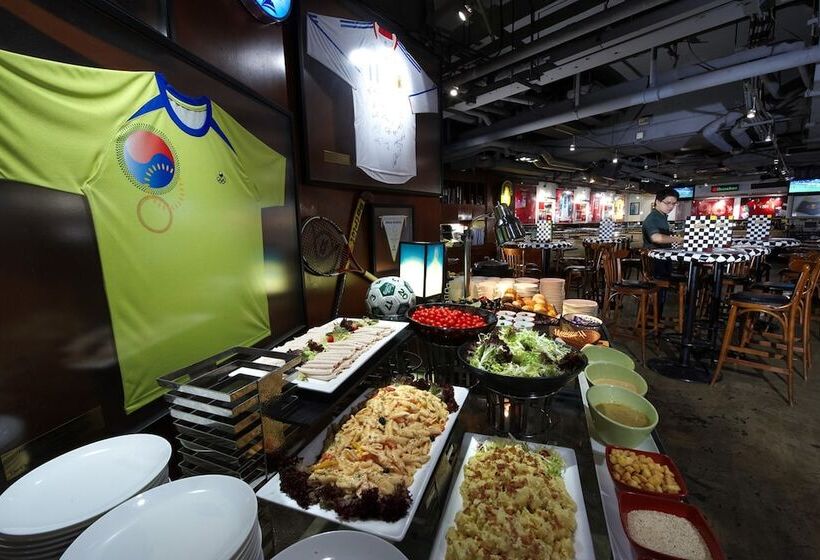 هتل Charterhouse Causeway Bay