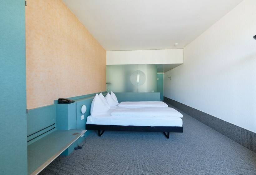 בית מלון כפרי City Am Bahnhof