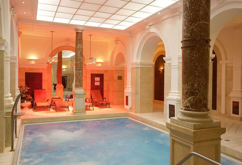 호텔 Danubius Health Spa Resort Centralni Lazne