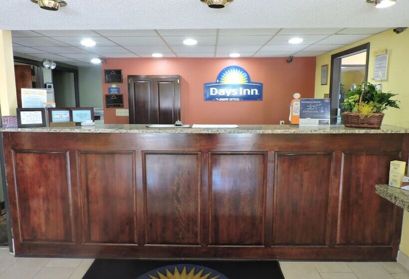 ホテル Days Inn By Wyndham Conoverhickory