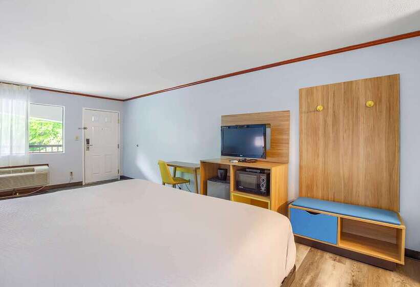 ホテル Days Inn By Wyndham Foley