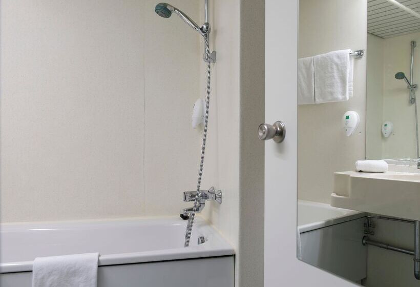 Hessenland Hotel Kassel Innenstadt By Stay Awesome