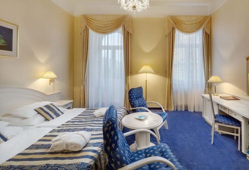 Ensana Hotel Pacifik