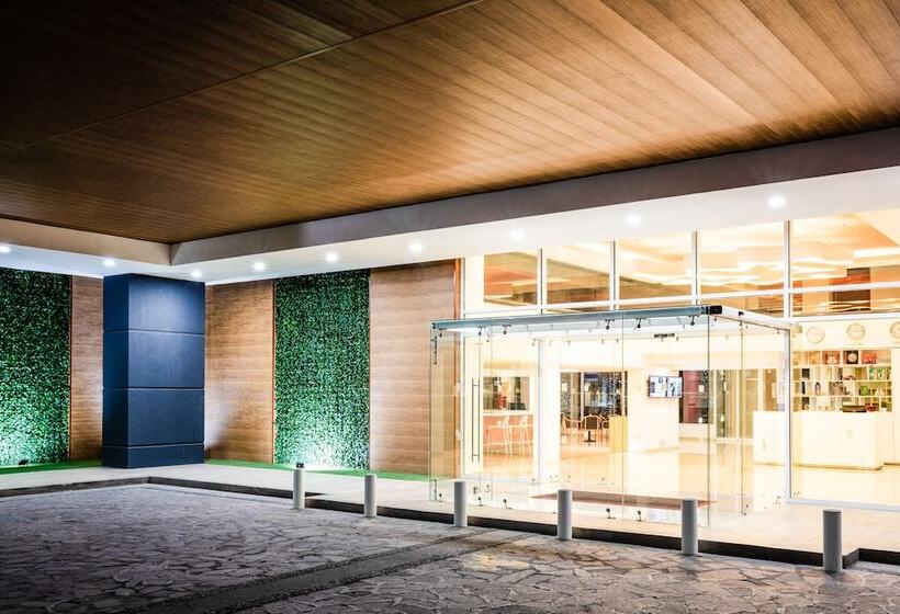 فندق Fiesta Inn San Luis Potosi Glorieta Juarez