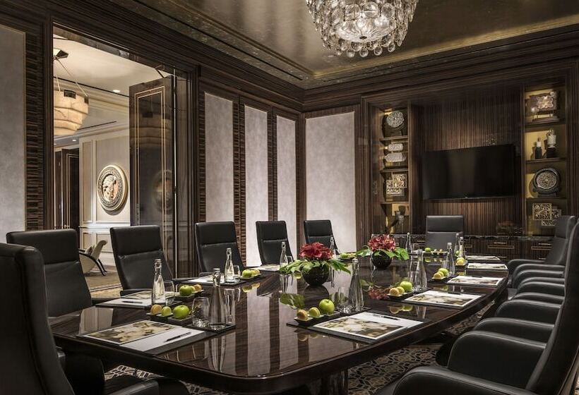 Four Seasons Hotel Jakarta