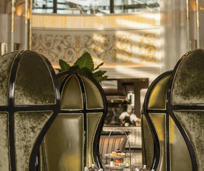 Four Seasons Hotel Jakarta