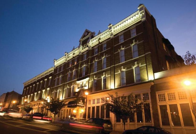 فندق General Morgan Inn