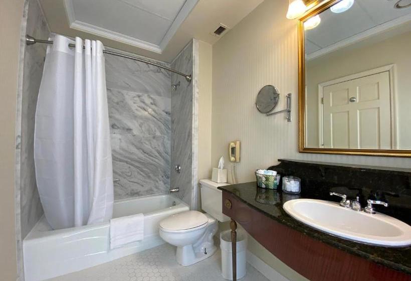 فندق General Morgan Inn