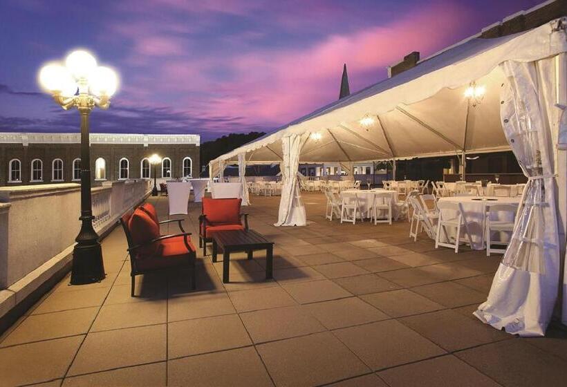 فندق General Morgan Inn