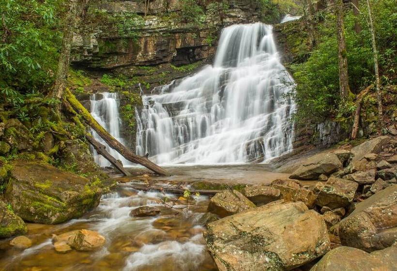 فندق General Morgan Inn