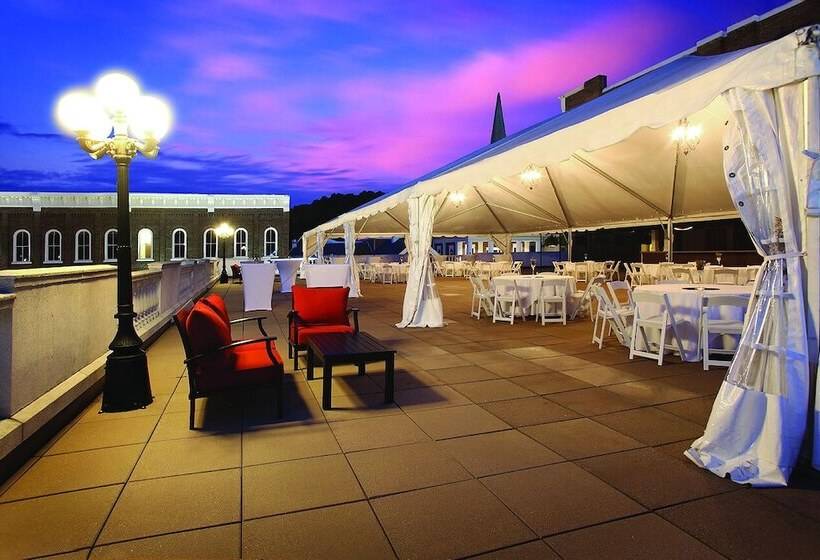 فندق General Morgan Inn