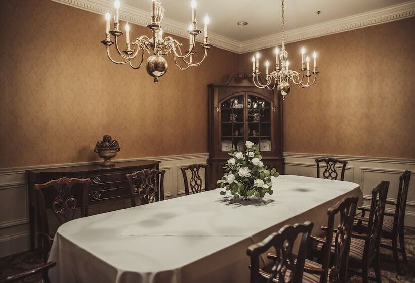 فندق General Morgan Inn