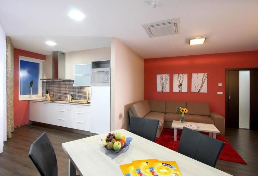 ホテル Gól Garni