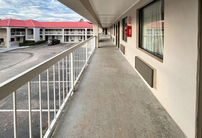 Motel 6 Abbeville, Al