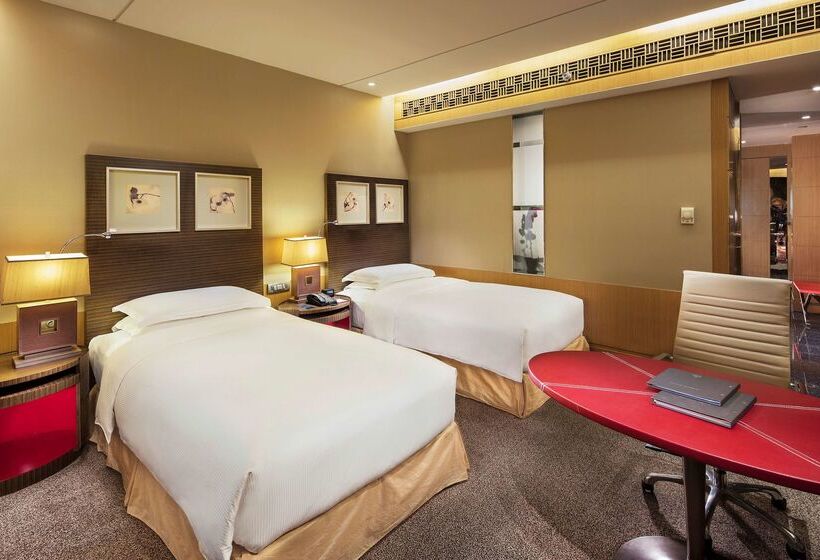 هتل Hilton Beijing