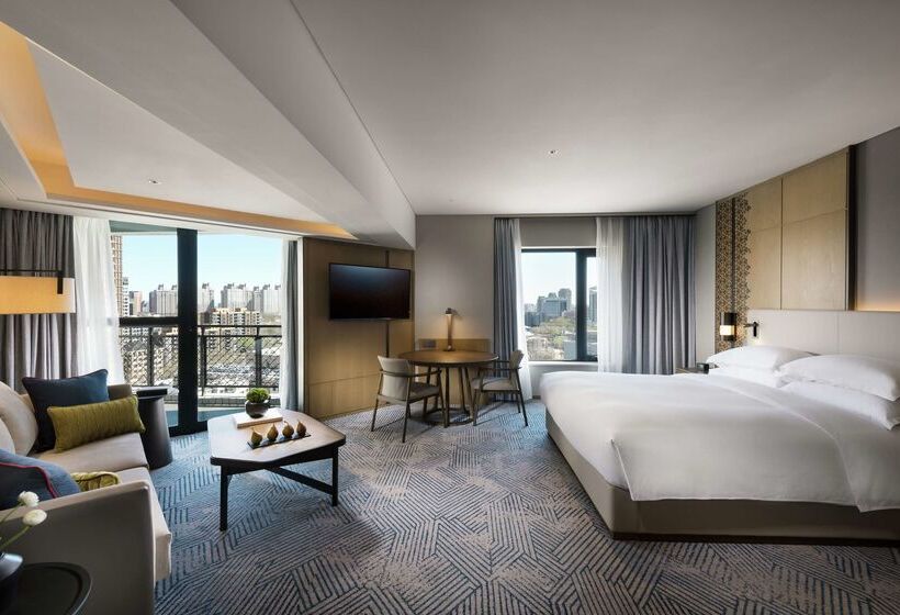 هتل Hilton Beijing