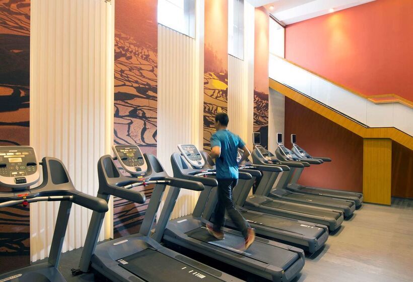 هتل Hilton Beijing