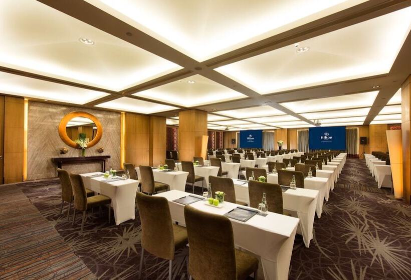 هتل Hilton Beijing