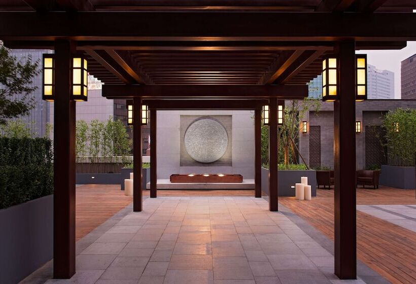 هتل Hilton Beijing