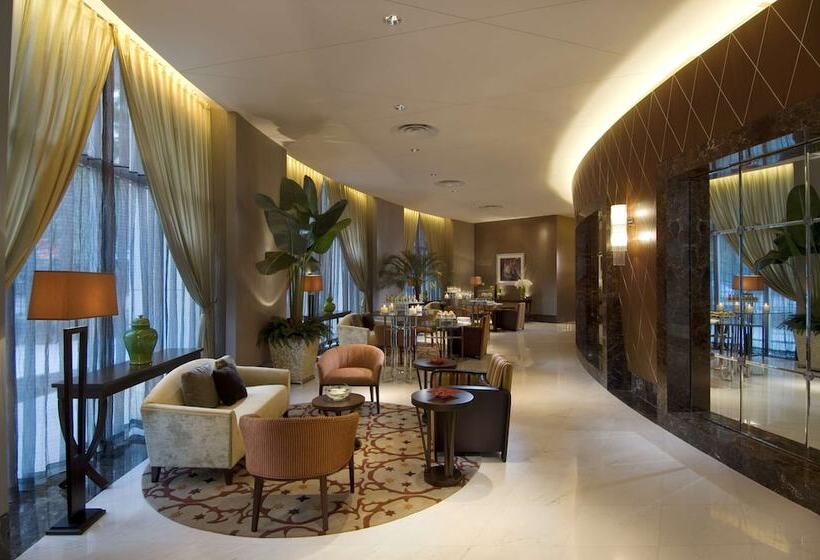 هتل Hilton Beijing