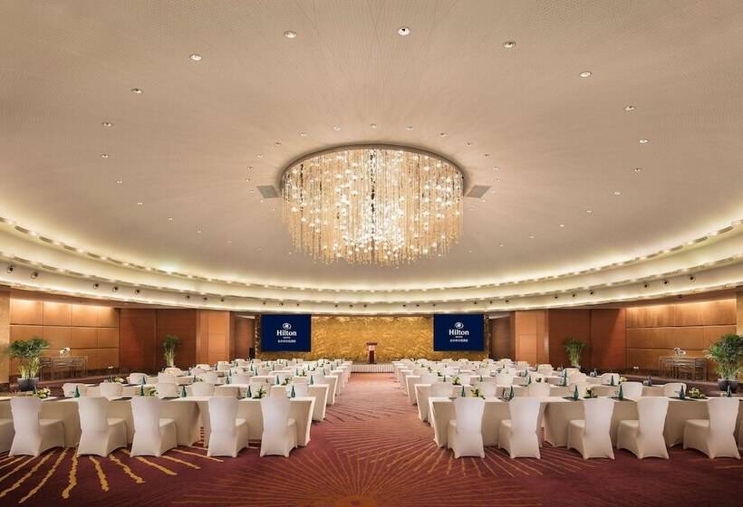 هتل Hilton Beijing