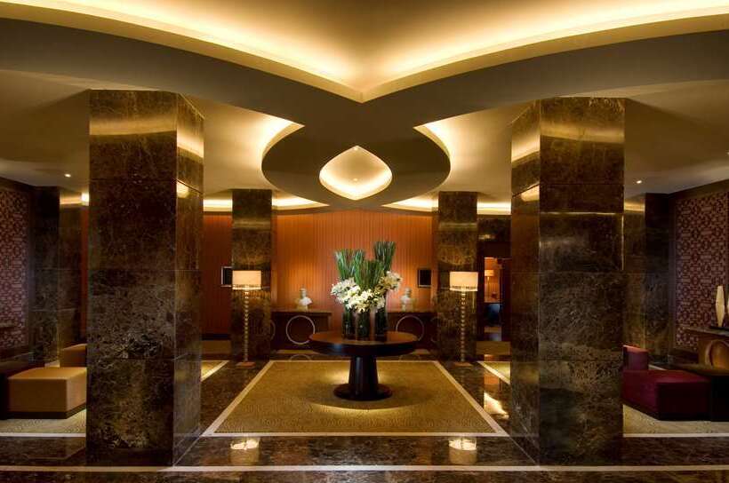هتل Hilton Beijing
