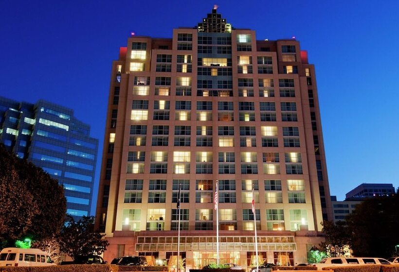 فندق Hilton Los Angeles North/glendale