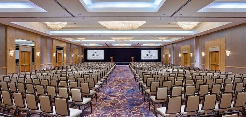 فندق Hilton Los Angeles North/glendale