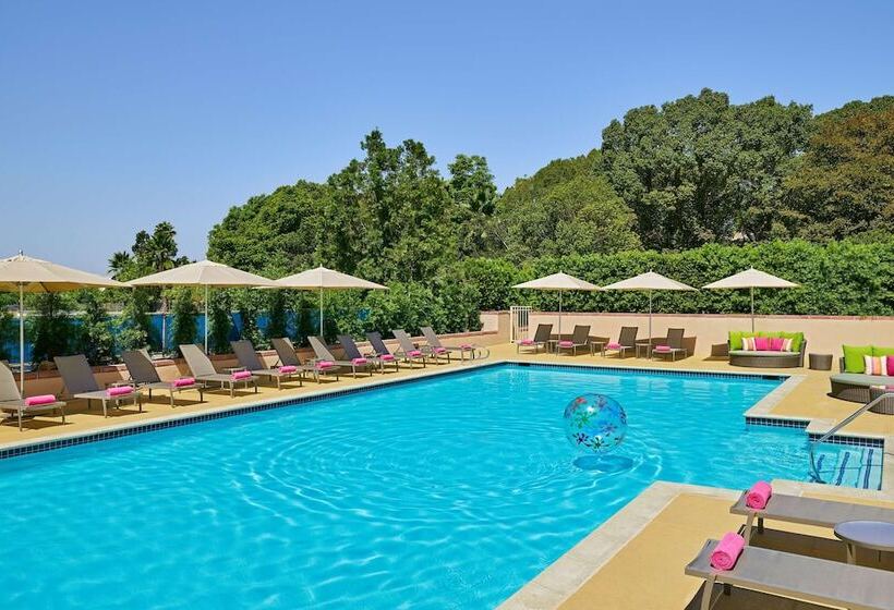 فندق Hilton Los Angeles North/glendale