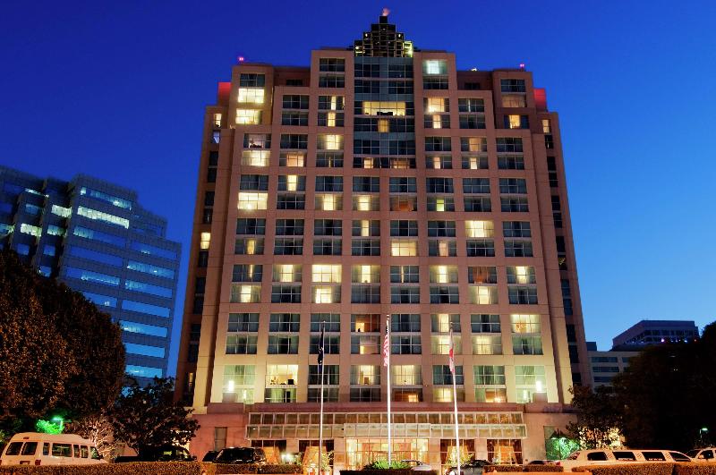 فندق Hilton Los Angeles North/glendale