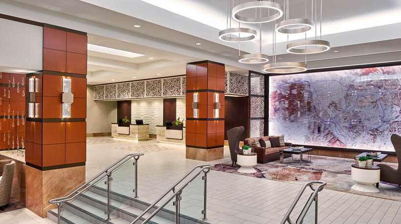 فندق Hilton Los Angeles North/glendale