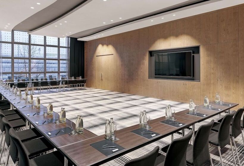 호텔 Hilton Munich Airport