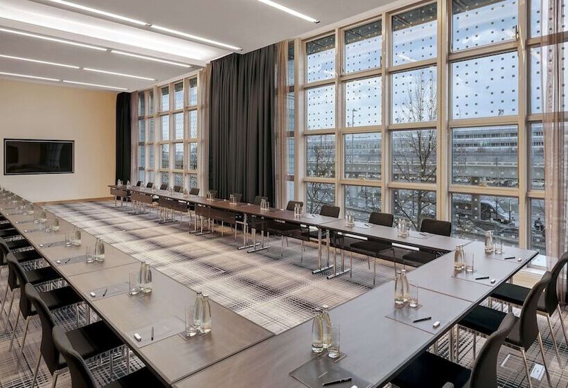 호텔 Hilton Munich Airport