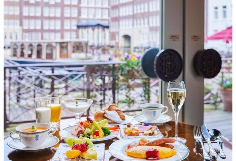 هتل Europe Huis Ten Bosch