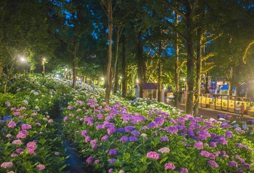 هتل Europe Huis Ten Bosch