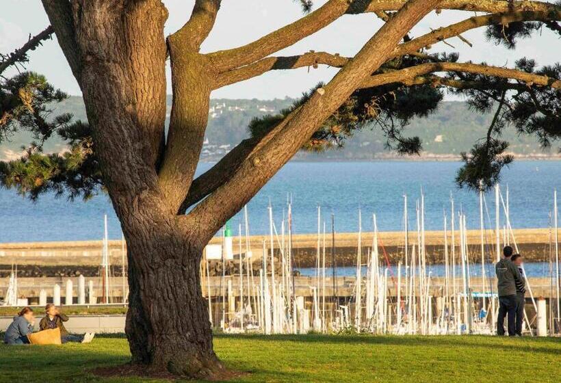 فندق Ibis Brest Centre