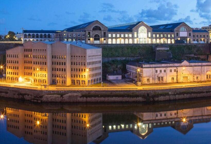 فندق Ibis Brest Centre