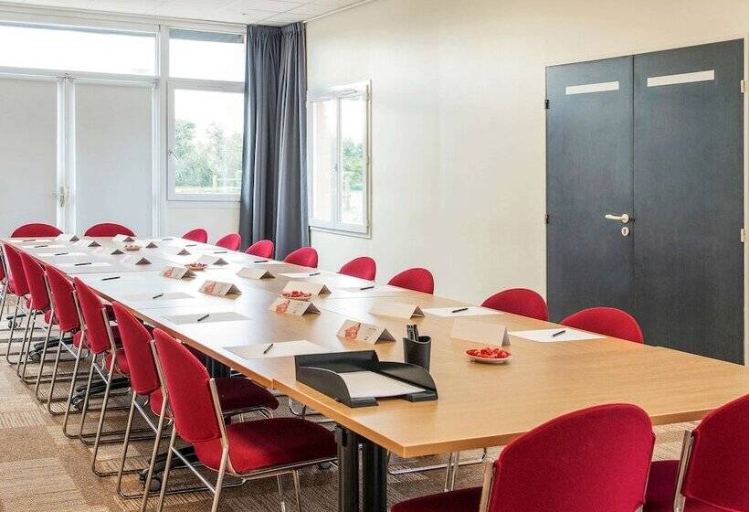 酒店 Ibis Falaise Coeur De Normandie