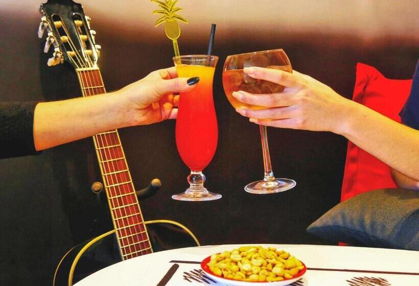 酒店 Ibis Falaise Coeur De Normandie