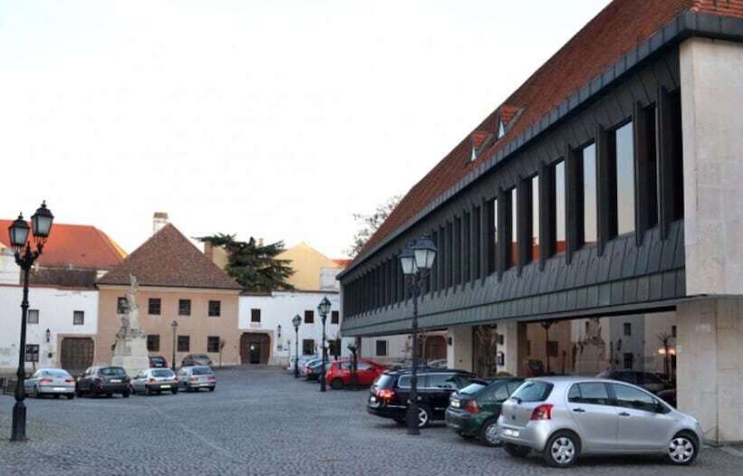 Отель Konferencia