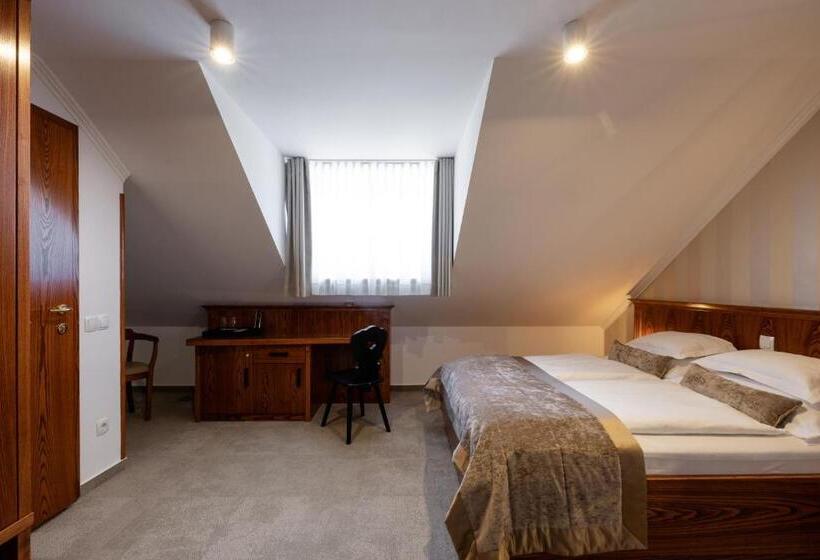 هتل Kotnik Superior Boutique