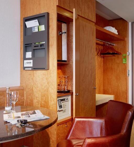 Lindner Hotel Dusseldorf Airport, Part Of Jdv By Hyatt