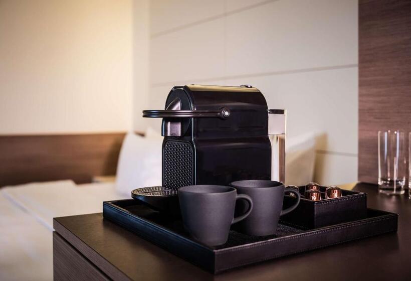 Lindner Hotel Dusseldorf Airport, Part Of Jdv By Hyatt