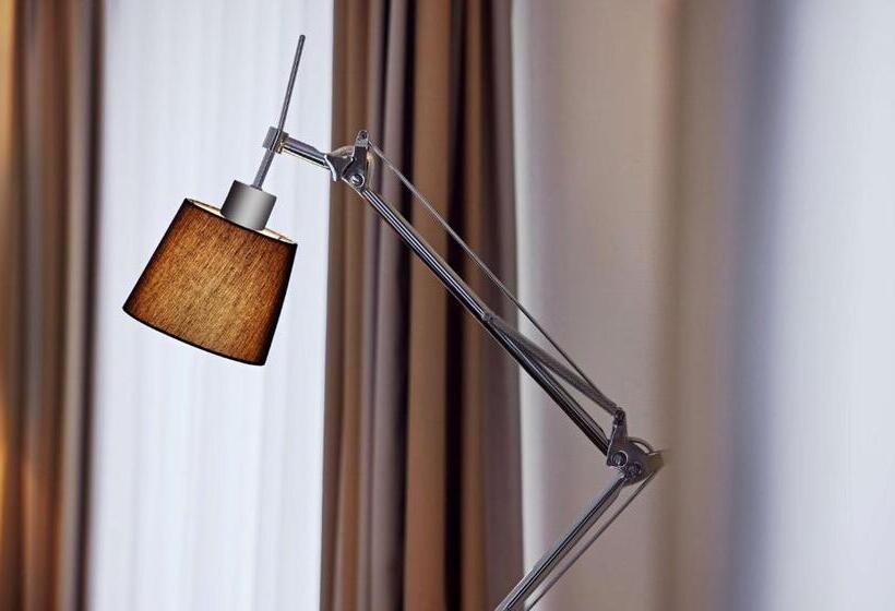 Lindner Hotel Dusseldorf Airport, Part Of Jdv By Hyatt