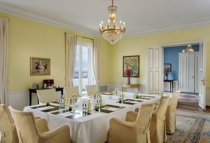 酒店 Louis C. Jacob